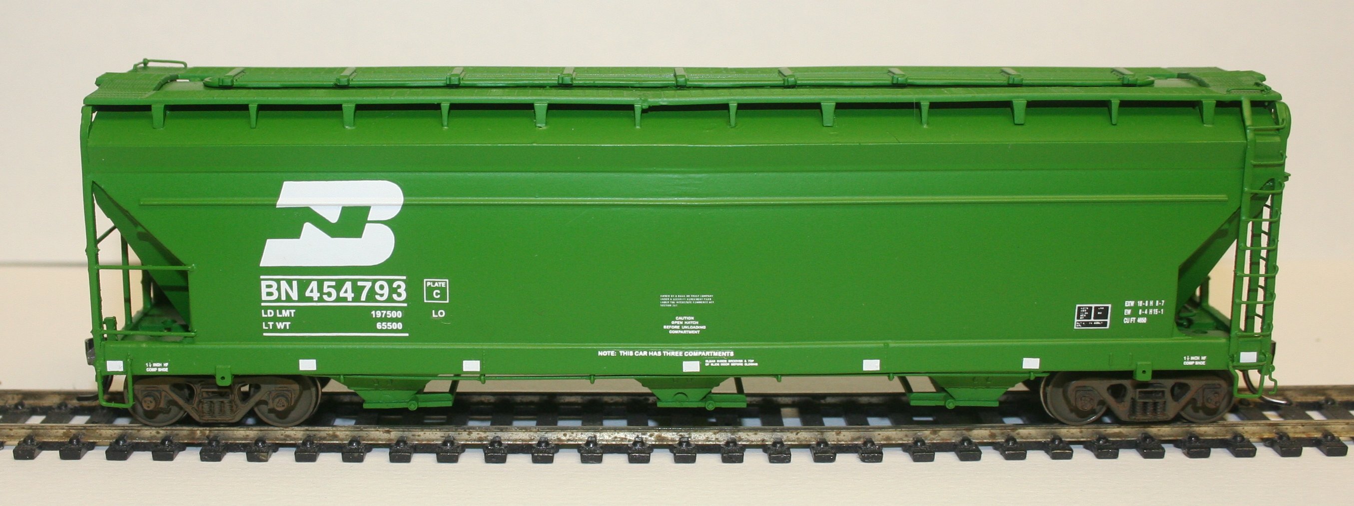 K4 G 1:32 Decals Durham and Southern Triple Bay Hopper Car White 